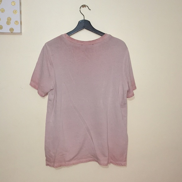 Pink shirt✨ - Picture 2 of 3